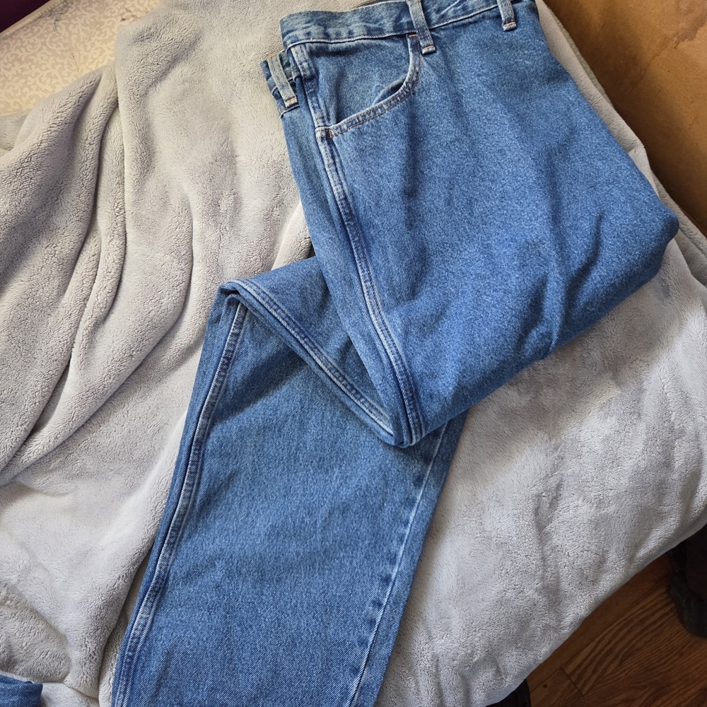 Wrangler Relaxed Fit Straight Leg Blue Denim